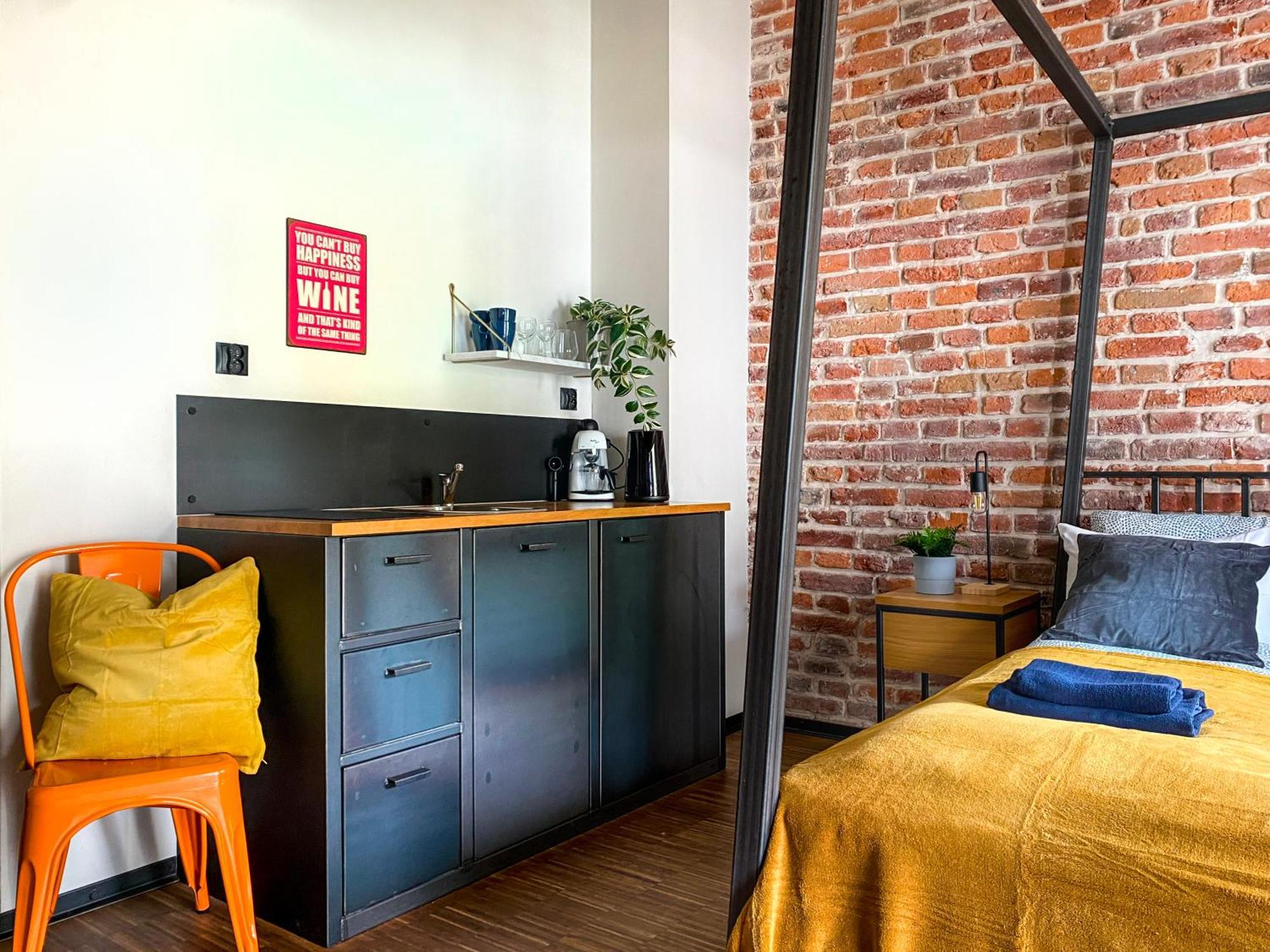Cozy Apartment With Ac For Couples - Old Town Krakkó Kültér fotó